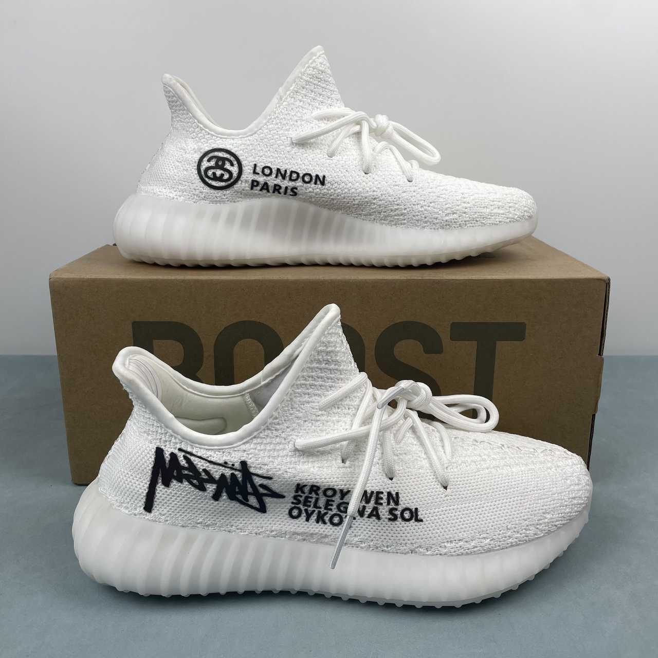 ec5366b1 Adidas Yeezy - Image 1