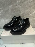 Alexander McQueen - Image 4