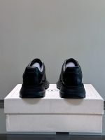 Alexander McQueen - Image 9