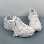 Off-White - Image 11