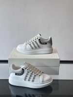 Alexander McQueen - Image 5