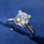 HARRY WINSTON Ring