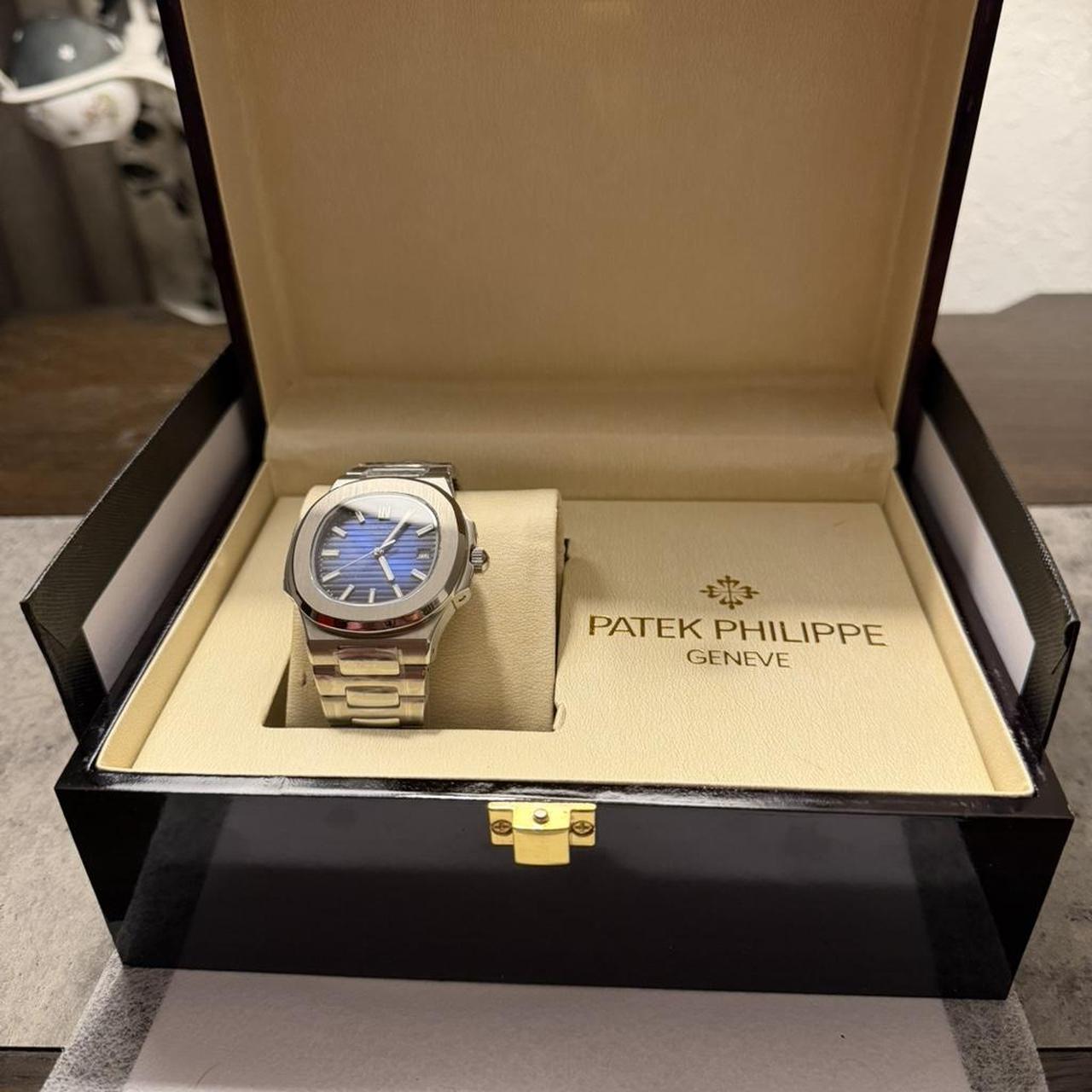P0-34 Patek Philippe Men’s Silver and Gold Watch - Image 1