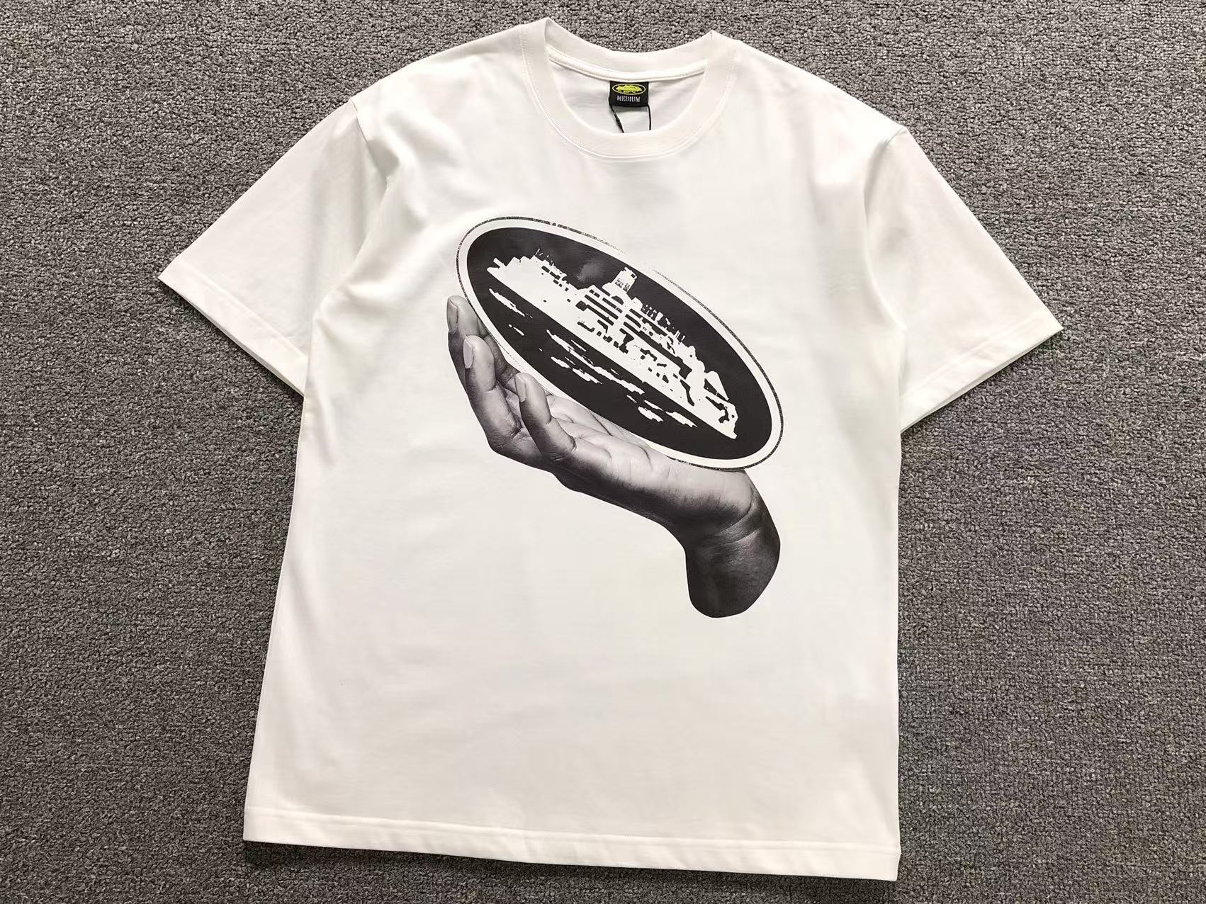 4d19c74c CORTEIZ T-SHIRT - Image 1