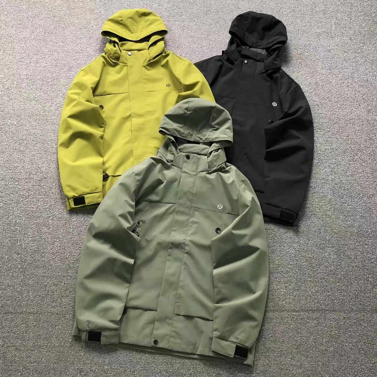 095439f0 Lululemon Jacket - Image 1