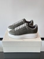Alexander McQueen - Image 4