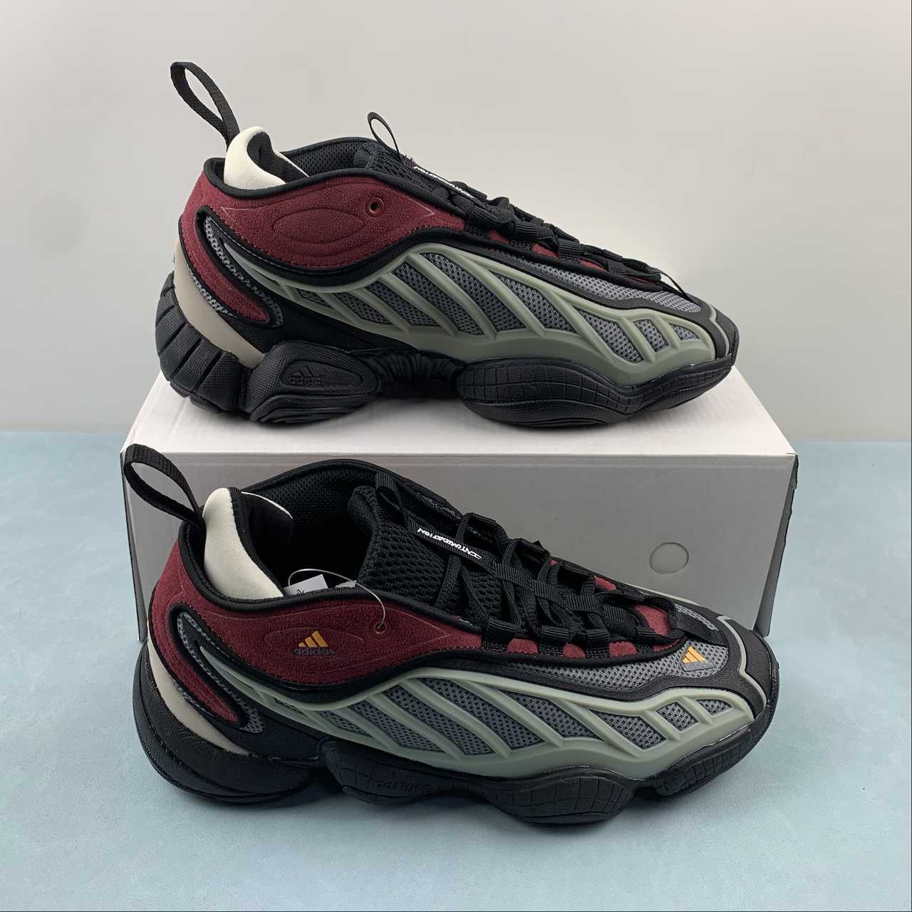 466a239b Adidas Yeezy 500 - Image 1