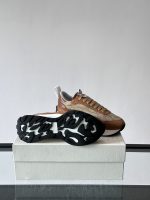 Alexander McQueen - Image 10