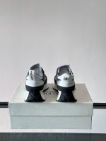 Alexander McQueen - Image 9