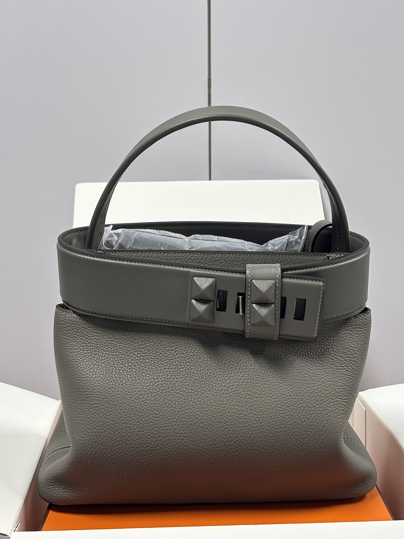 67dce3a2 Hermes Bag - Image 1