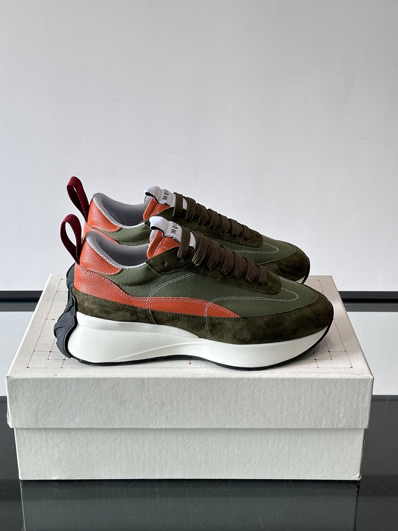 92d4eda9 Alexander McQueen - Image 1