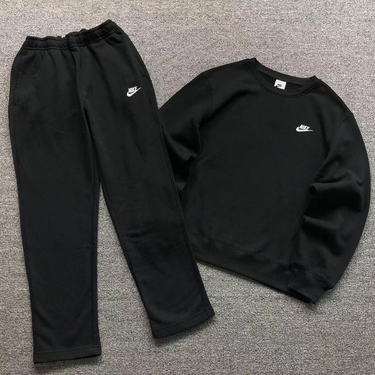 947739c4 NIKE HOODIE TROUSERS - Image 1