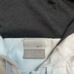 Nike Women’s Grey and Blue Jacket - Image 2