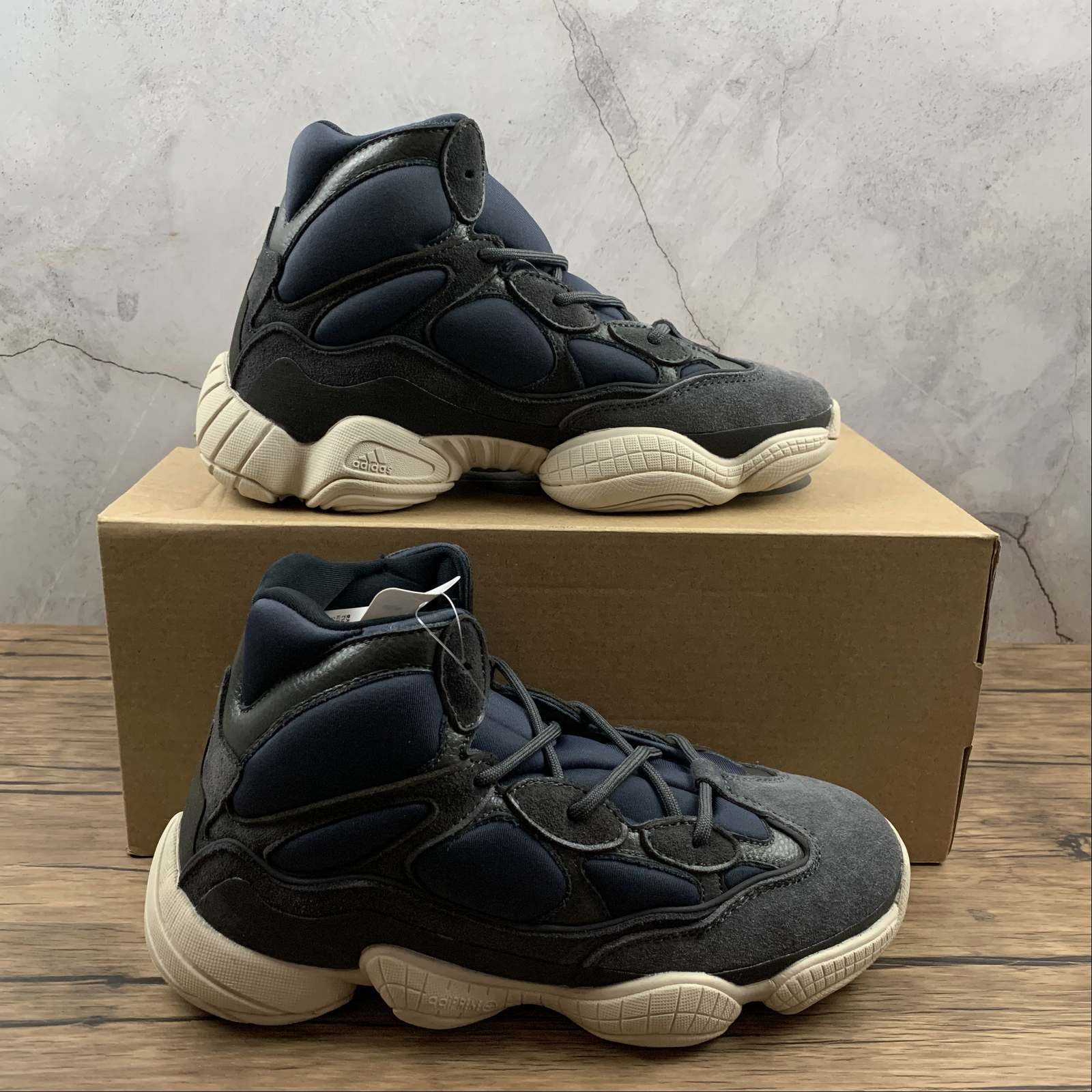 da1bc42a Adidas Yeezy 500 - Image 1