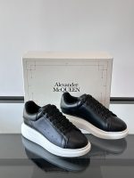 Alexander McQueen - Image 6